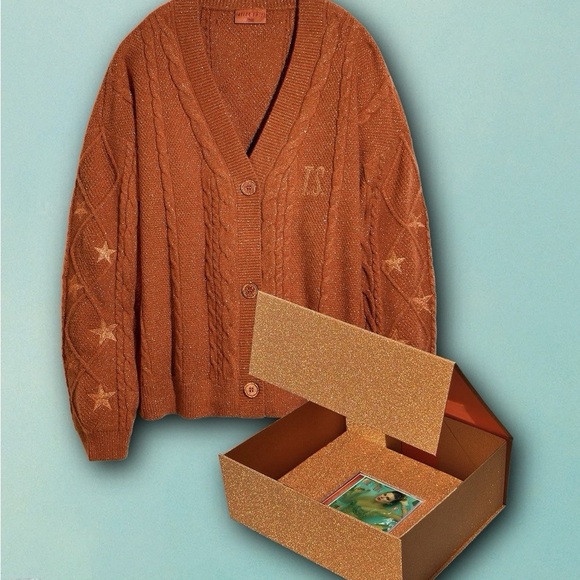 Taylor Swift Official The Life of a Showgirl Cardigan - Picture 5 of 11